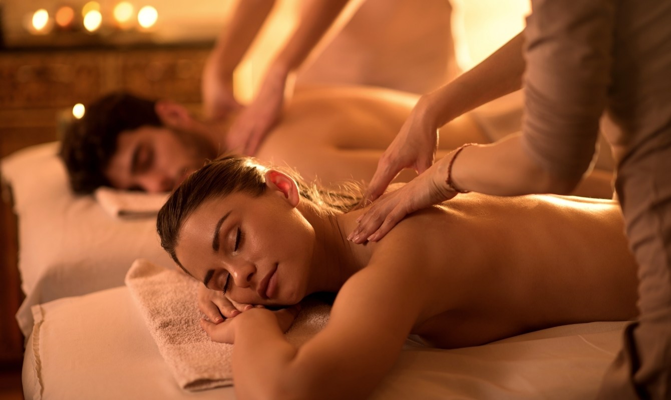 couple massage img