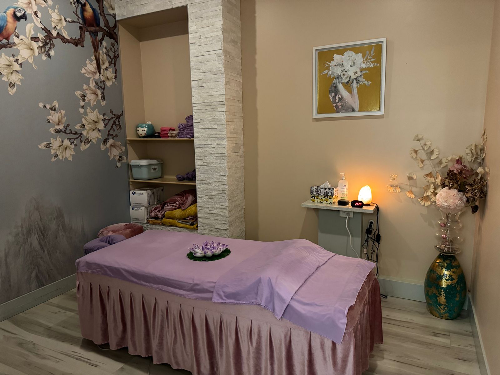 treatment room of ting ting